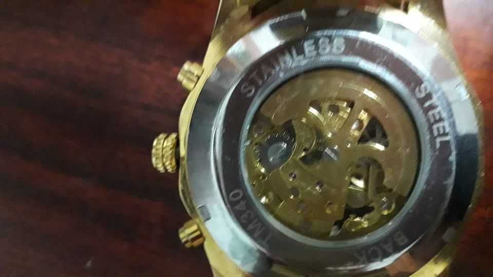 Ceas de mana                                    .