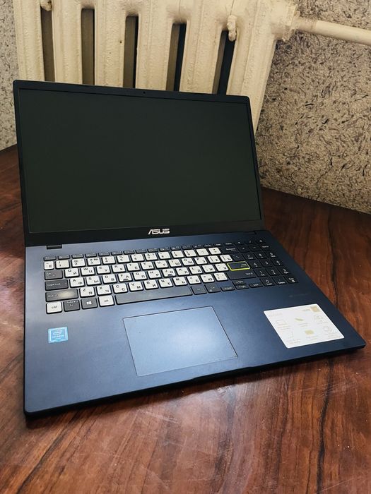 Asus noutbuk holati ideal narxi arzon