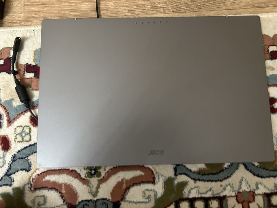 Продаю срочно ноутбук Aser Aspire 5 15