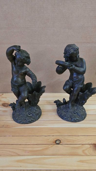 Set doua statuete deosebite