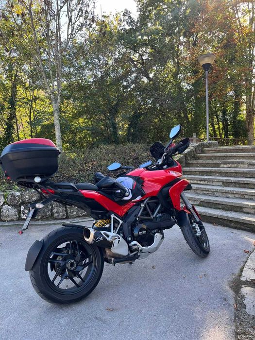 Ducati  1200 ccm