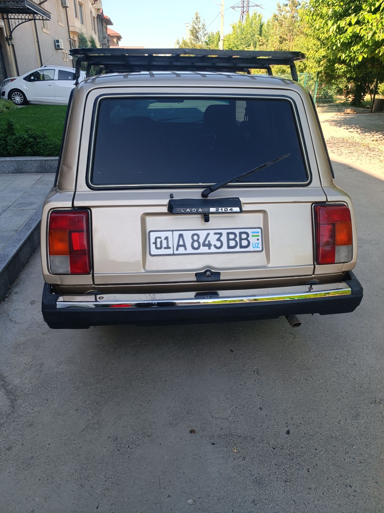 Lada Jiguli (2104)