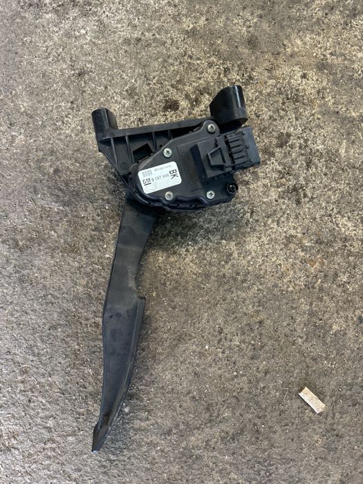 Педал за газта за Астра Г (Хечбег] 1.6 84к.с