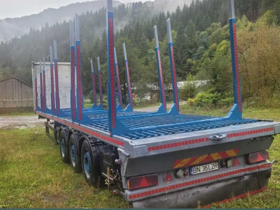 Semiremorca forestiera