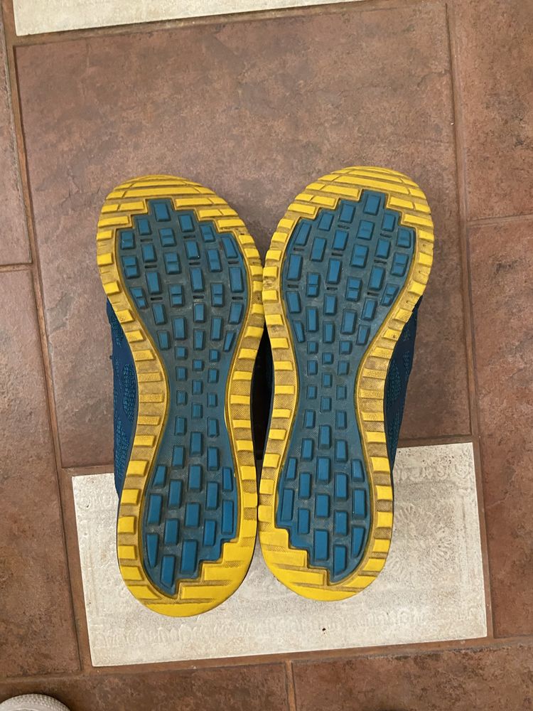 asics сини мъжки обувки използвани