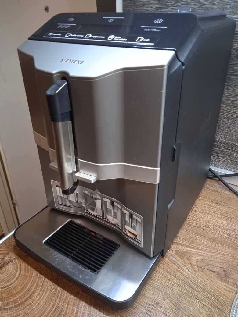 Кафе робот Siemens EQ3