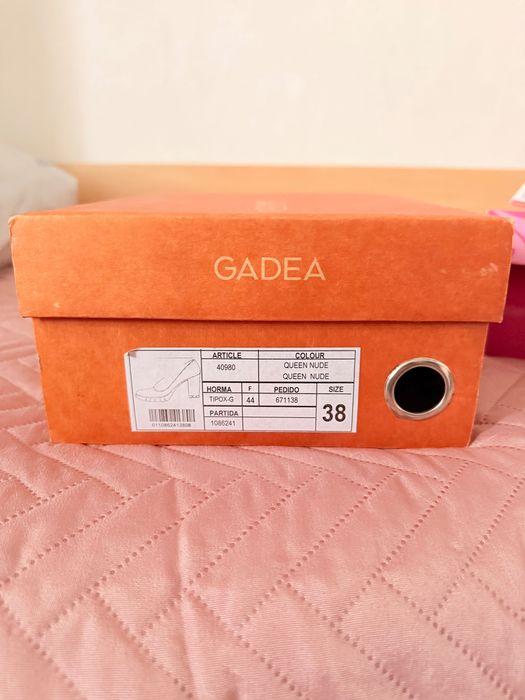 Дамски обувки Gadea