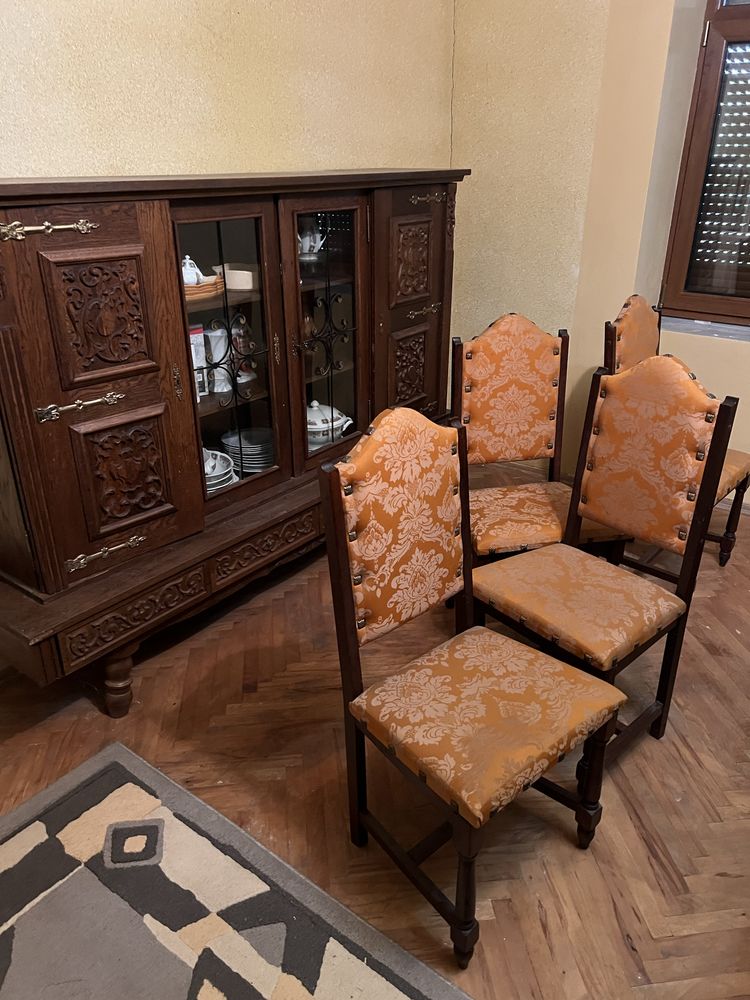 Mobilier lemn masiv