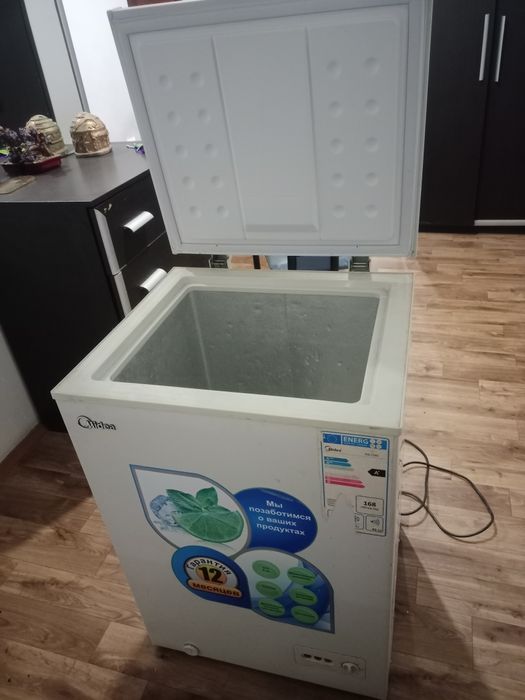Морозильник б/у продам срочно