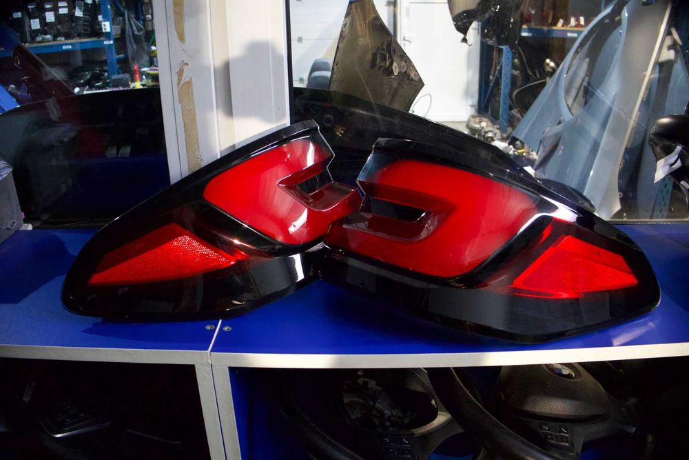 Stop parte dreapta pe aripa BMW Seria 5 G31 LCI