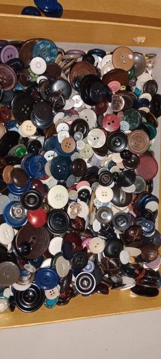 Пуговицы бесплатно