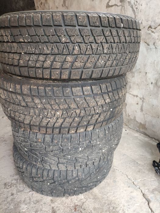 Продам зимние шины 18 диам.
