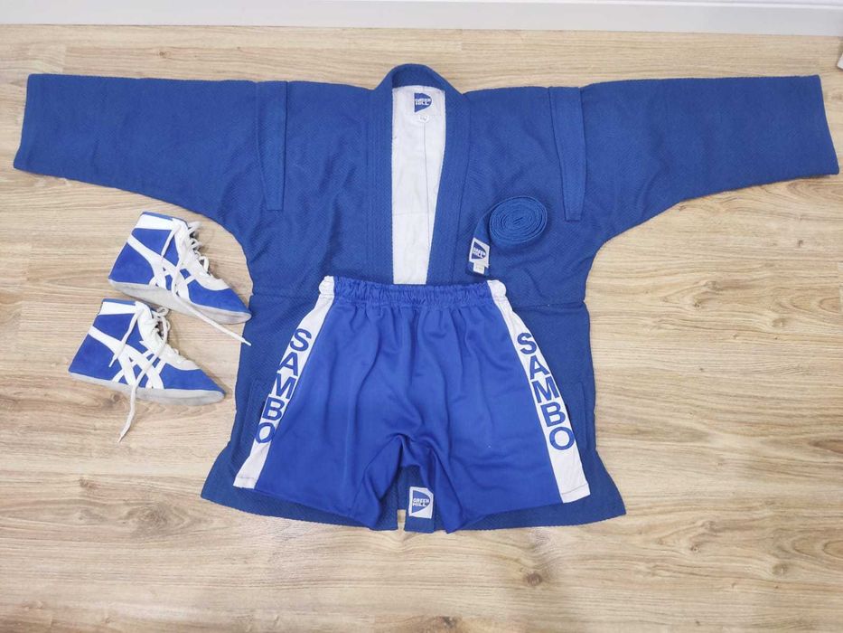 Кимоно. Полный комплект для самбо. Идеальное состояние