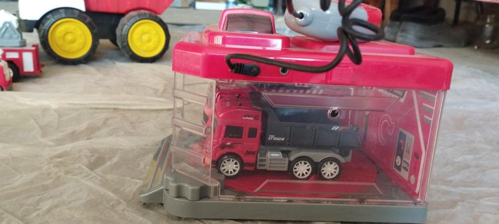 Продам игрушку Автомойка