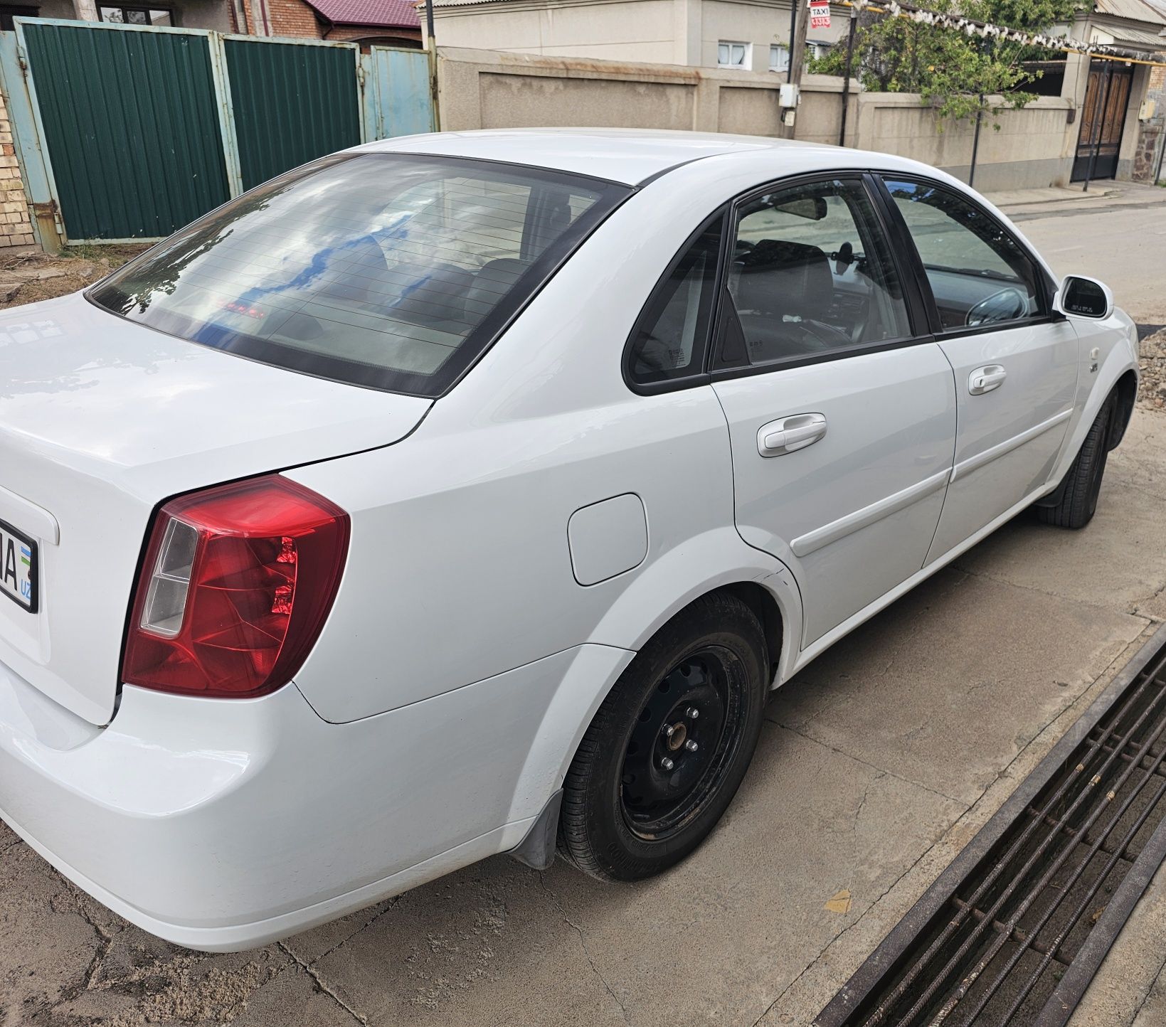 Продаётся Chevrolet FaceTime 2009 год