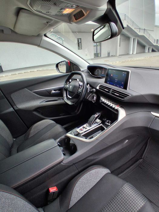 Vand Peugeot 3008 Allure 1.2 PureTech Automat