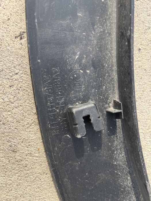 Лайсна/вежда Opel Grandland