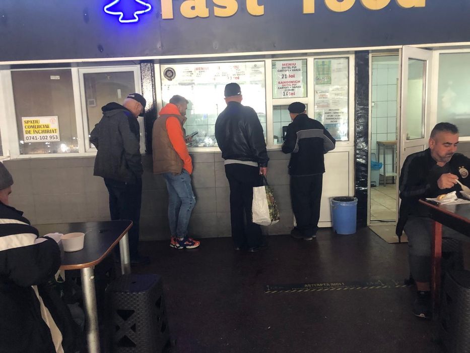 Vânzare afacere "la cheie" Hala Obor Bucuresti