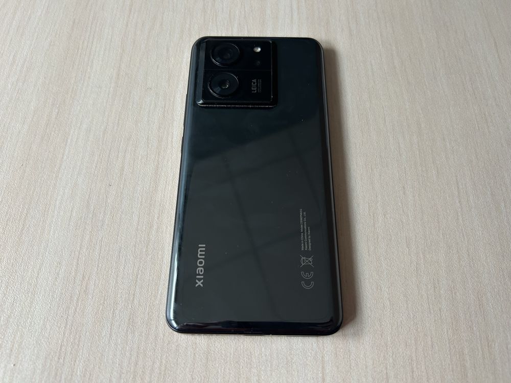 Продавам Xiaomi 13T 256/8+4GB