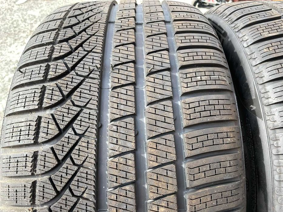 285/40/19 Pirelli PZero Winter TO Elect PNCS Dot 2022 TESLA S Нови