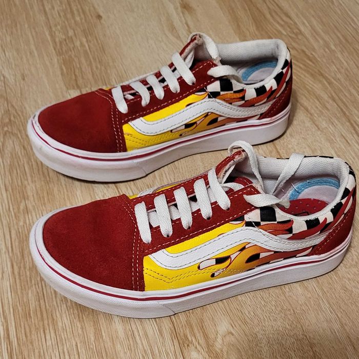 Pantofi copii VANS - size EU 32 - stare foarte buna