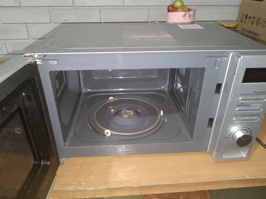 Микроволновая печь