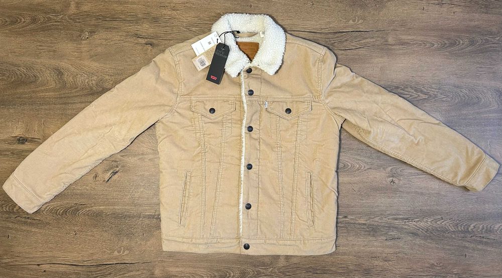 Чистo ново, оригинално яке Levi's Men's Type 3 Sherpa Trucker