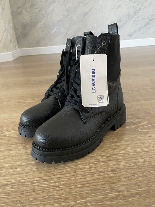 Ботинки из WAKiKi. Wakikidan botinka