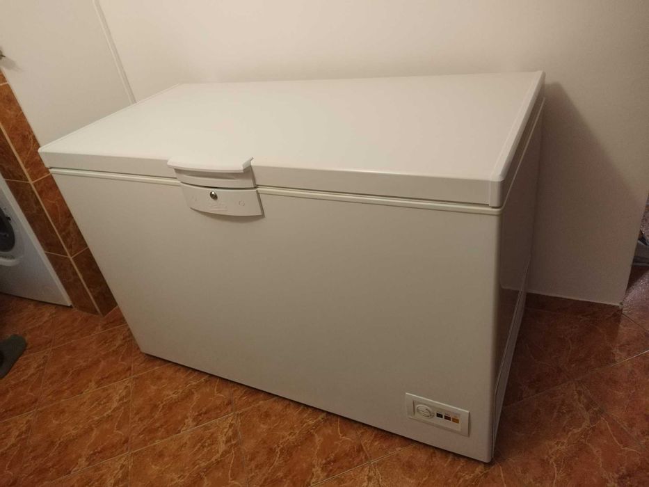 lada frigorifica beko orizontala de 288 litri cu 3 cosuri