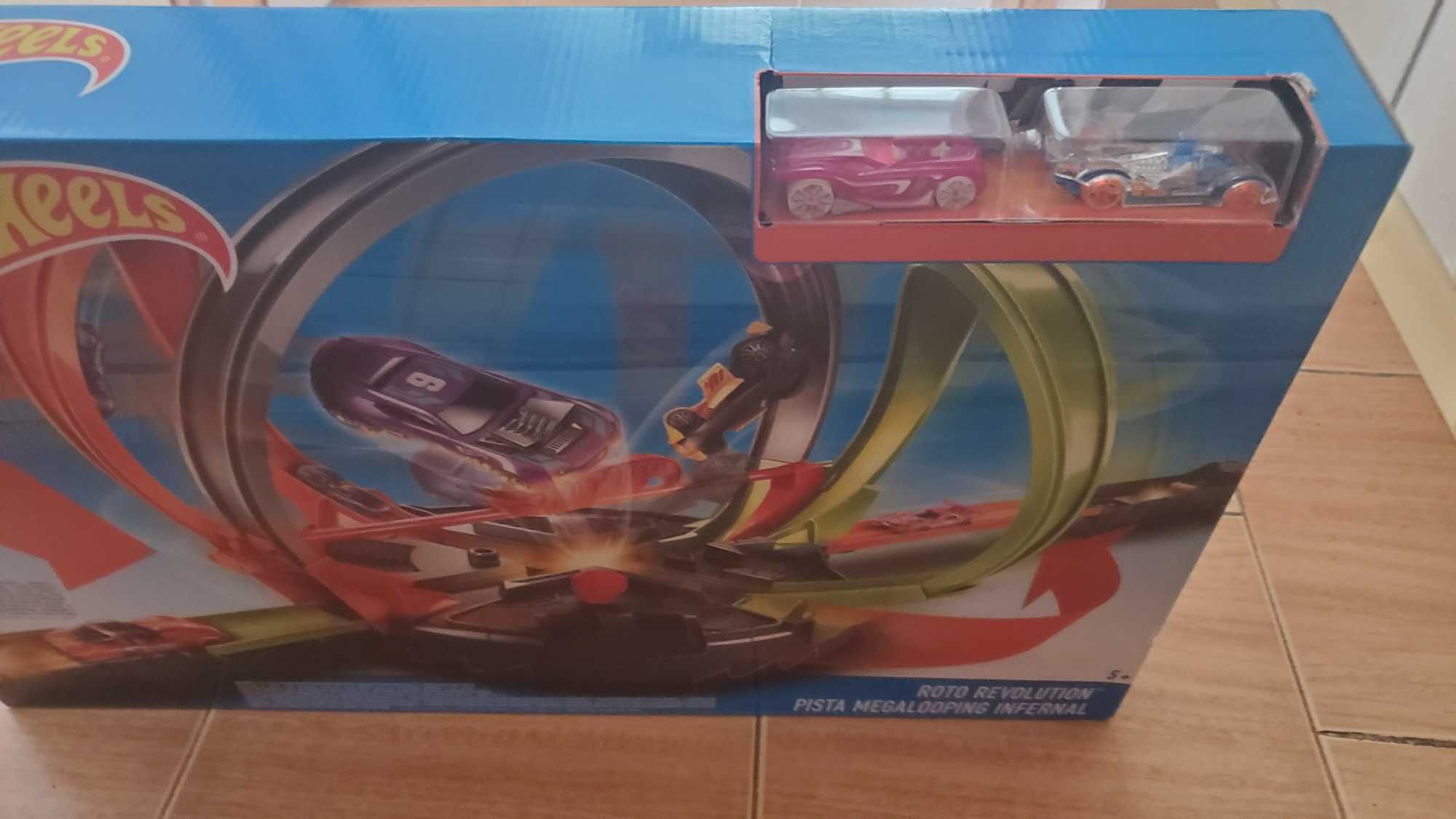 Hot Wheels писта за коли