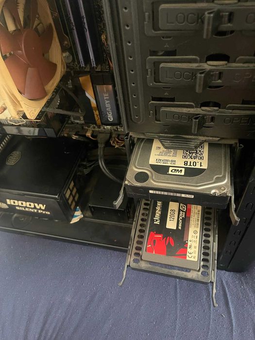 Компютър геймърски