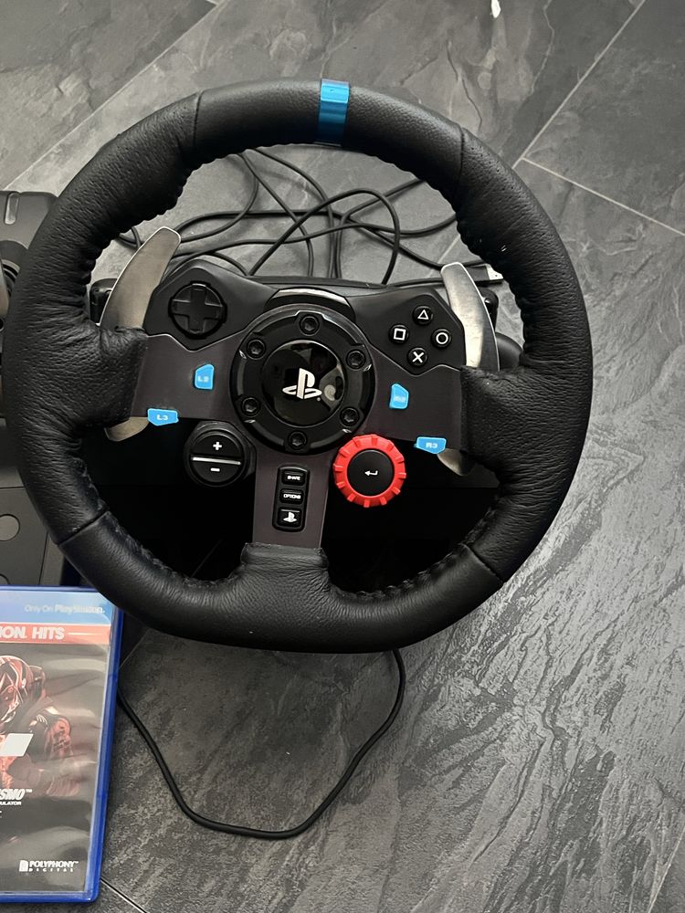 Волан за PS4 Logitech g29 с две игри