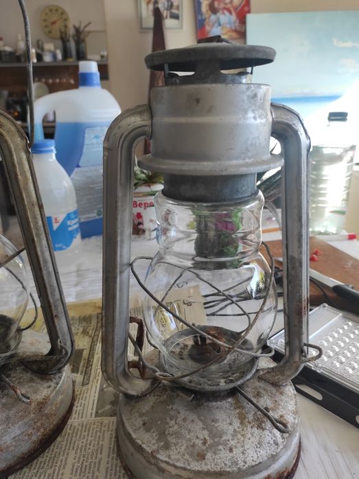 Газов ветроопорен фенер.