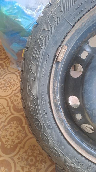 Шипы на 15 б/у хор сост