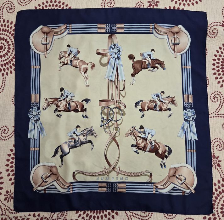 Esarfa Hermes Paris