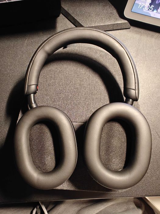 Vand Sony WH-1000XM5B