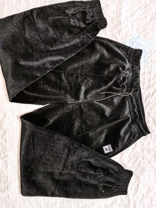 Pantaloni plusati mărimea XL