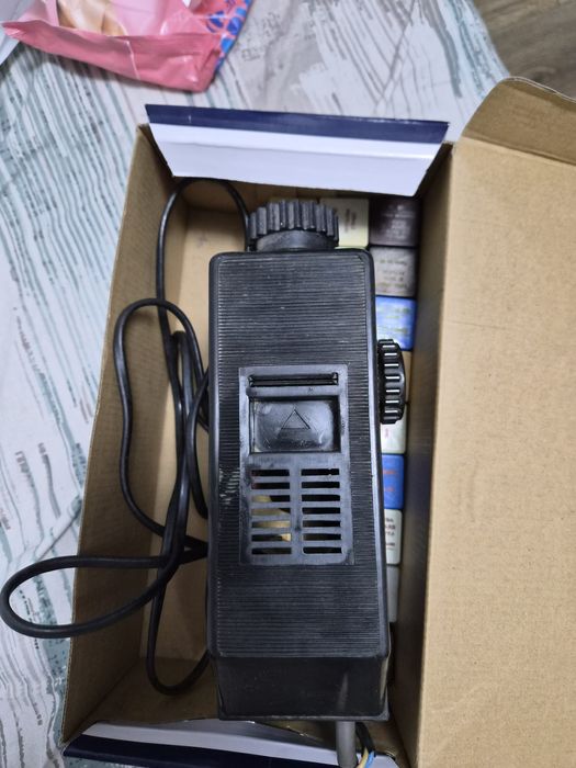 Proiector retro '90 diafilm+ 27 de povesti originale romanesti