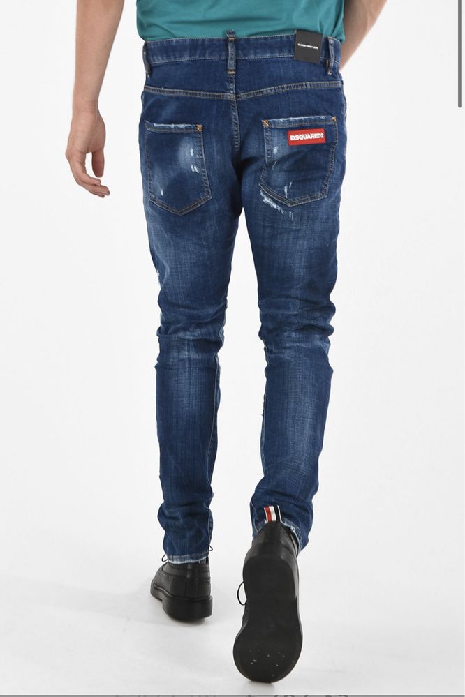 Dsquared2-17cm Distressed Classic Kenny Jeans