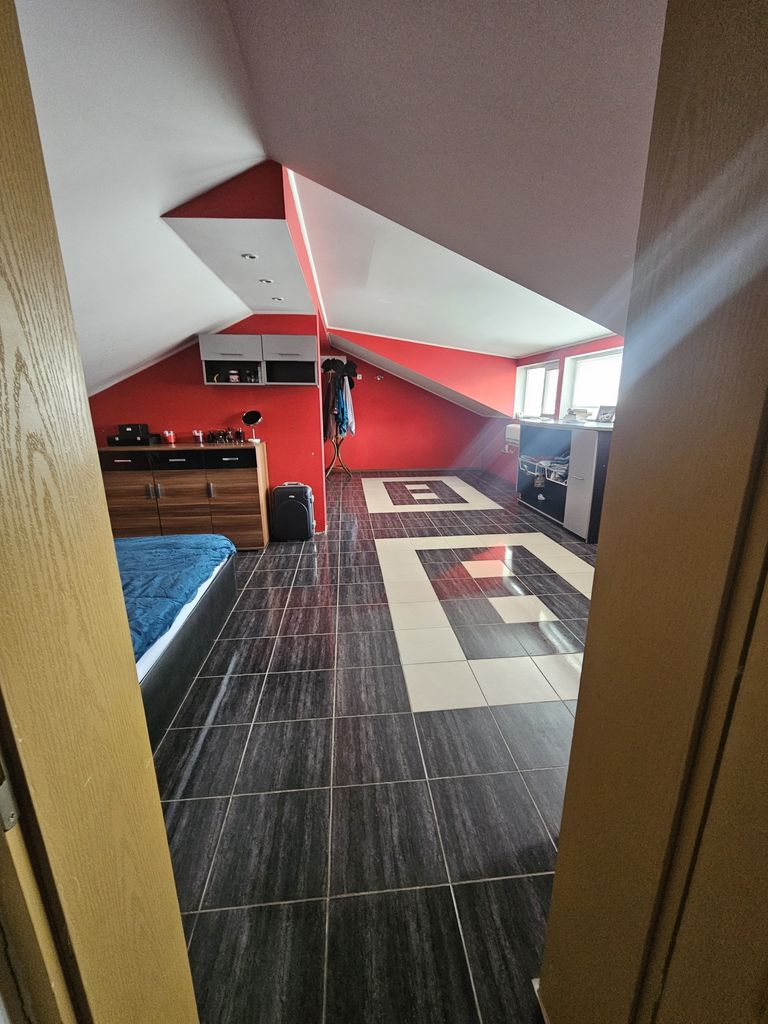 Продава се Къща в с. Брестник, Област Пловдив - 245 кв.м за 1429 €/кв.м - Снимка #12