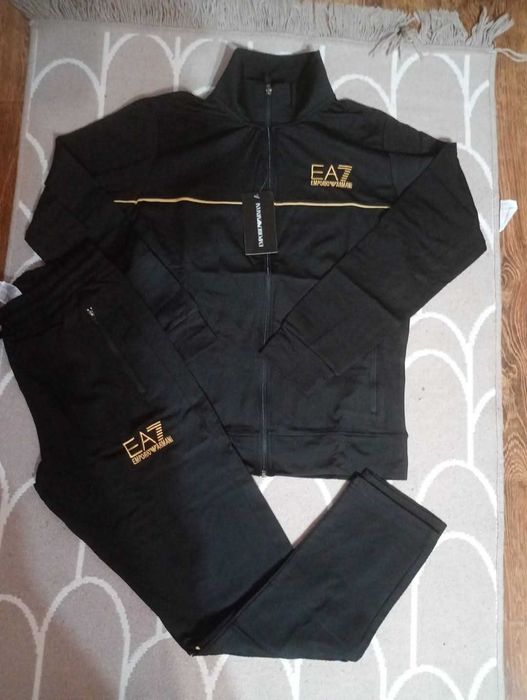 Мъжки екипи две части