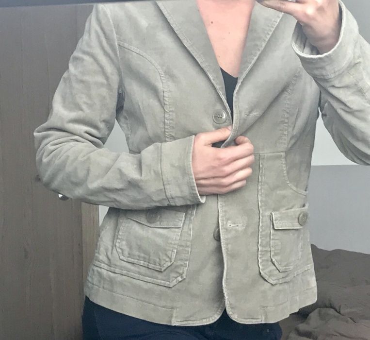 Ново велурено сако Sisley