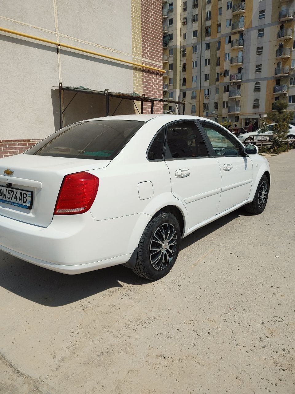 Продам lacetti 1.8 2010
