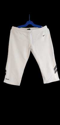 Pantaloni trei sferturi Nike,alb,marime L,bumbac