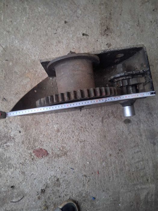 Vand troliu pentru fantani