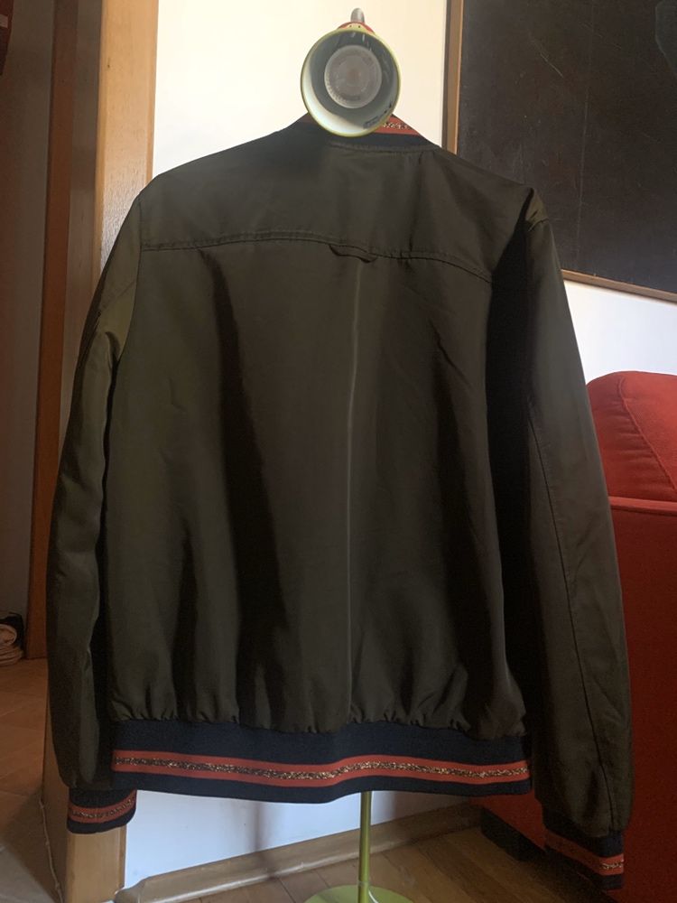 Jachetă/bomber din satin, Zara