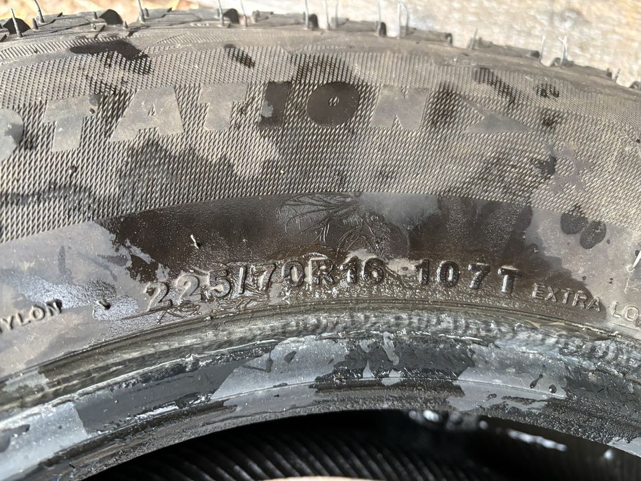 Продаю шину размером 225/70/16