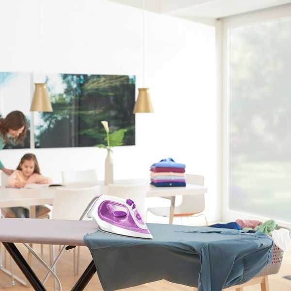 Парна ютия Braun Texstyle 3, SI 3030, FreeGlide 3D, 2300 W