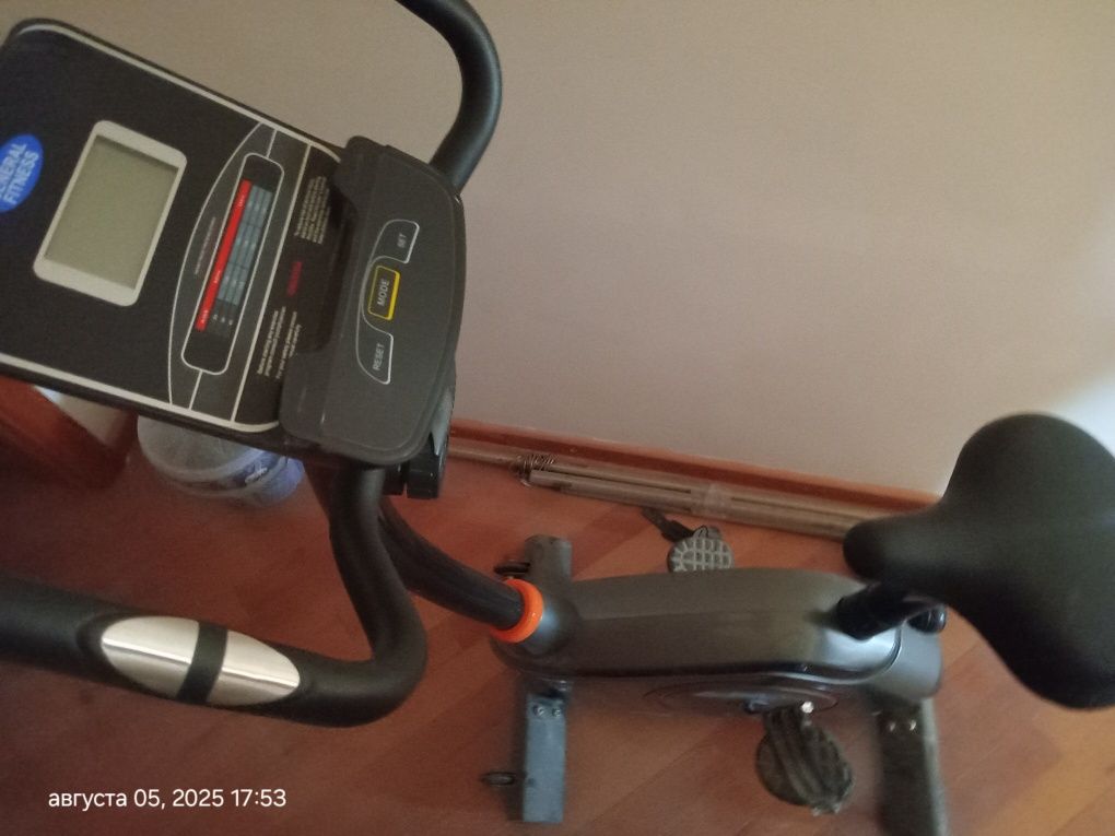 велотренажер General Fitness.