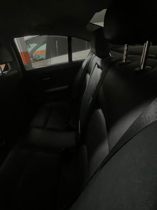 Vând Bmw e90, 2007 .